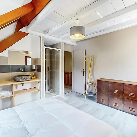 Maison Vue Sur Les Montagnes *